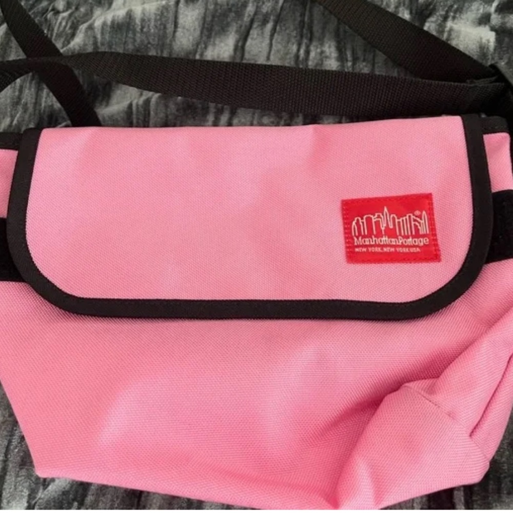 4/$25(Colors may vary)**NEW PINK Manhattan Portage XXS Messenger Crossbody Bag